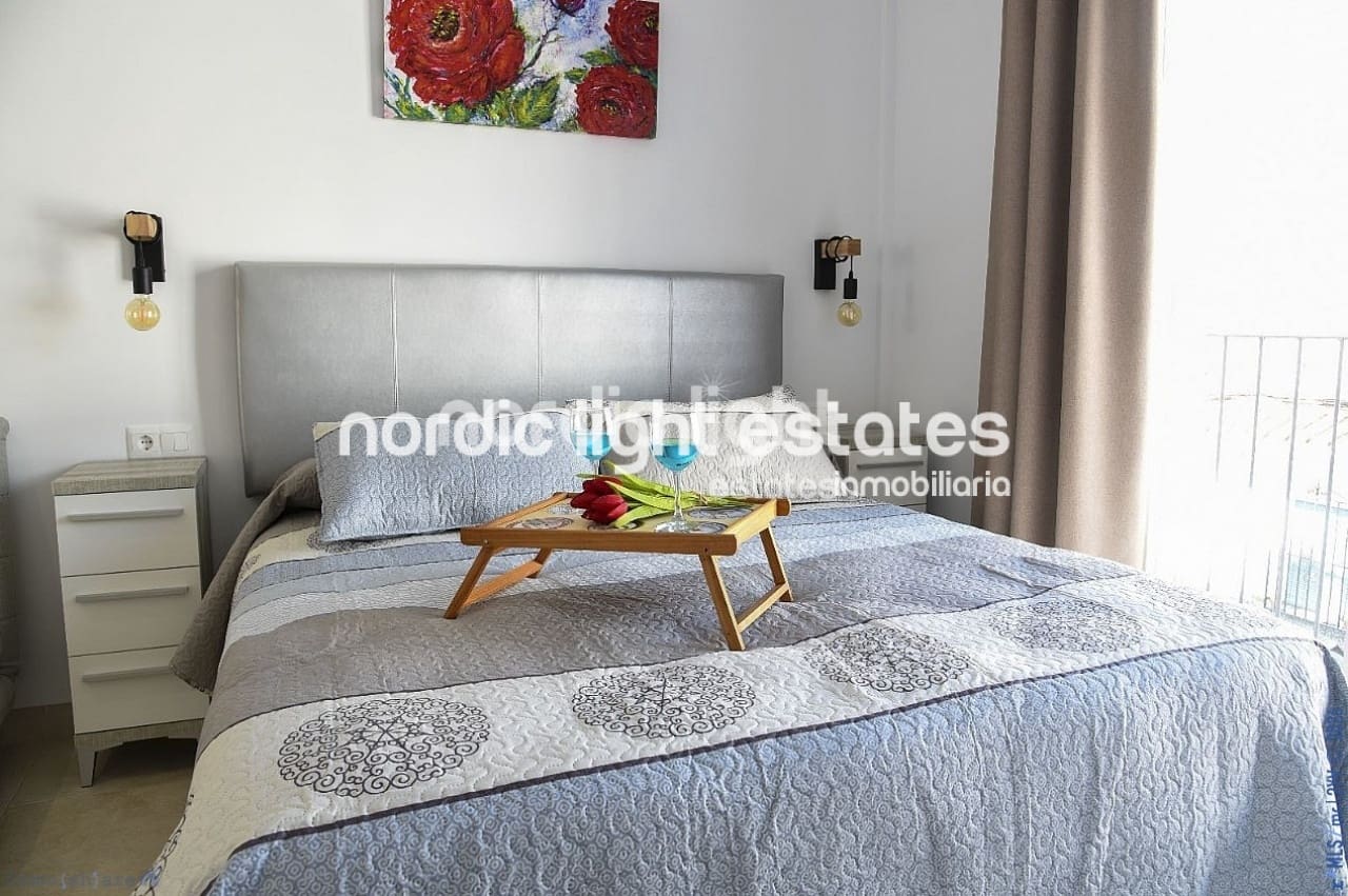 Pareado de 2 habitaciones en Nerja en venta - 420.000 € (Ref: 9827431)
