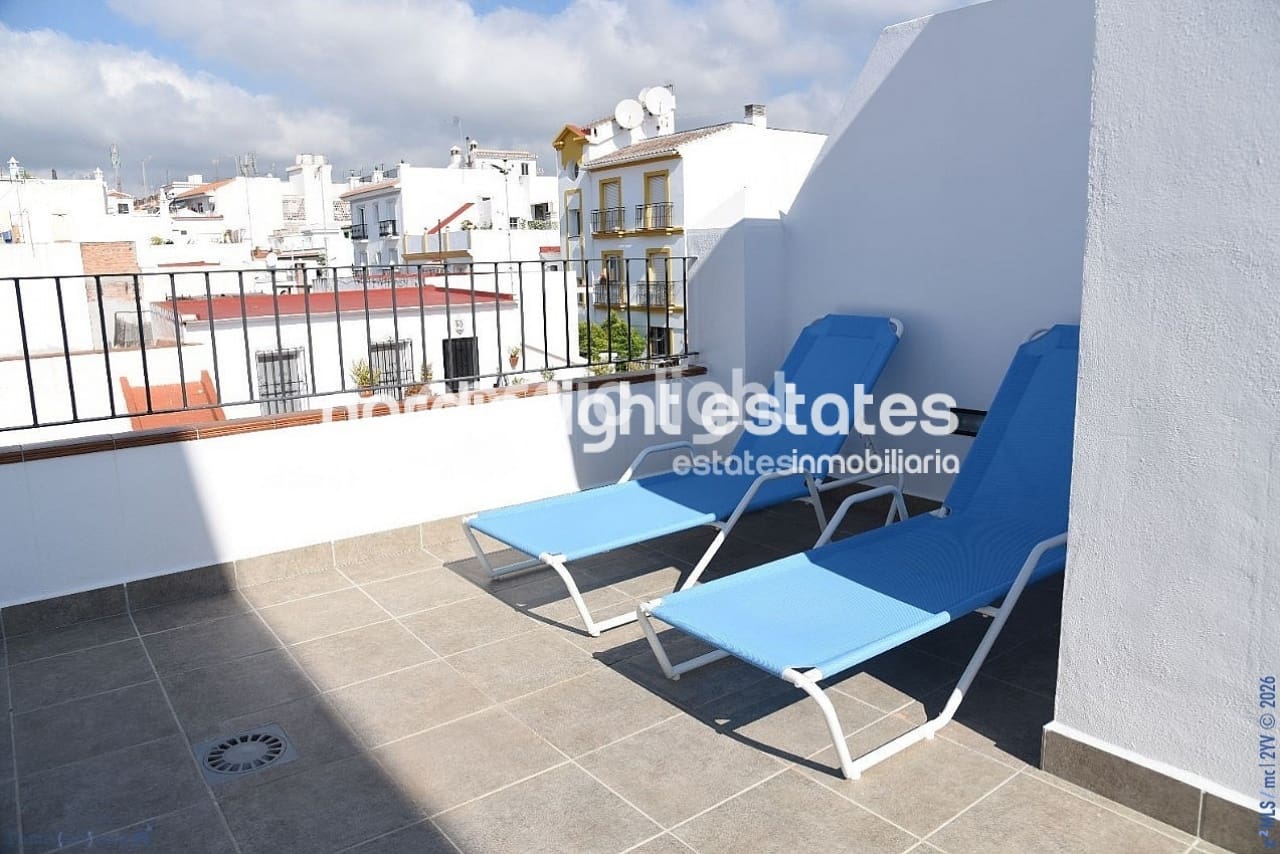 Pareado de 2 habitaciones en Nerja en venta - 420.000 € (Ref: 9827431)