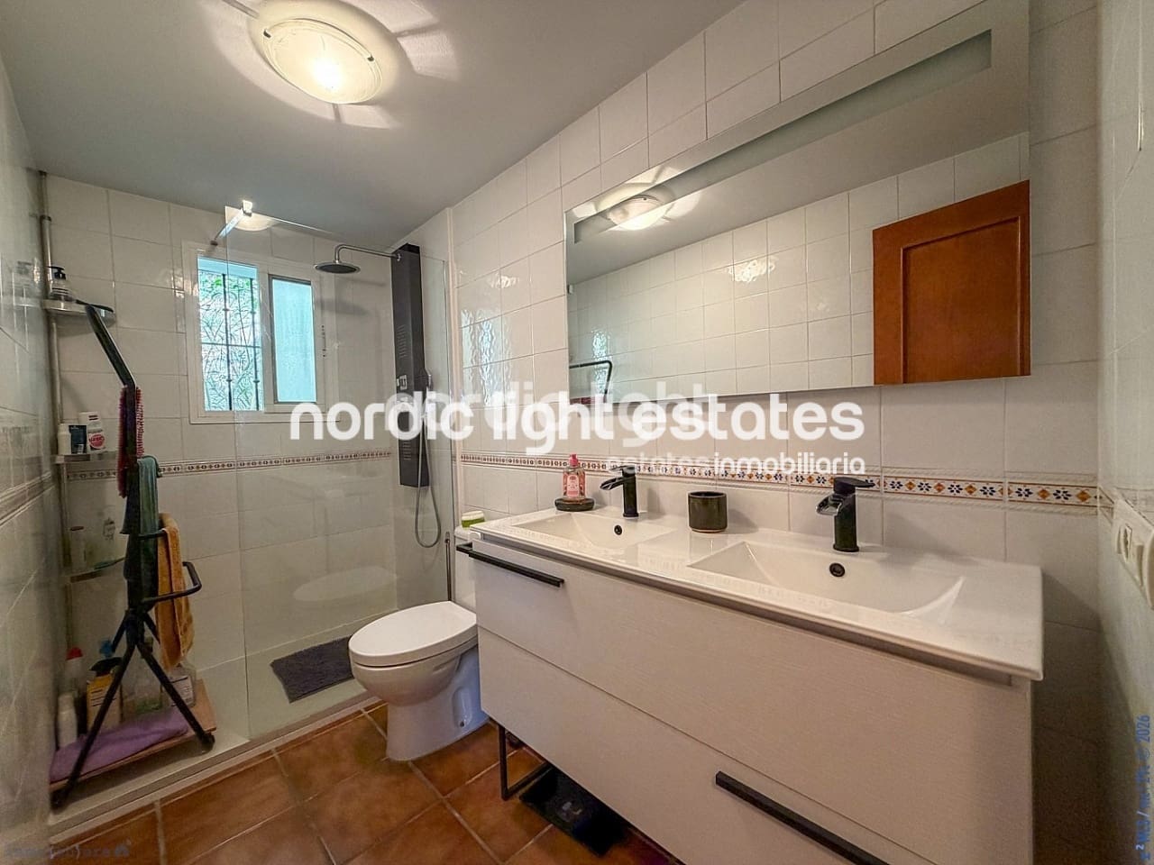 2 chambre Finca/Maison de Campagne à vendre à Torrox avec piscine - 375 000 € (Ref: 9827606)