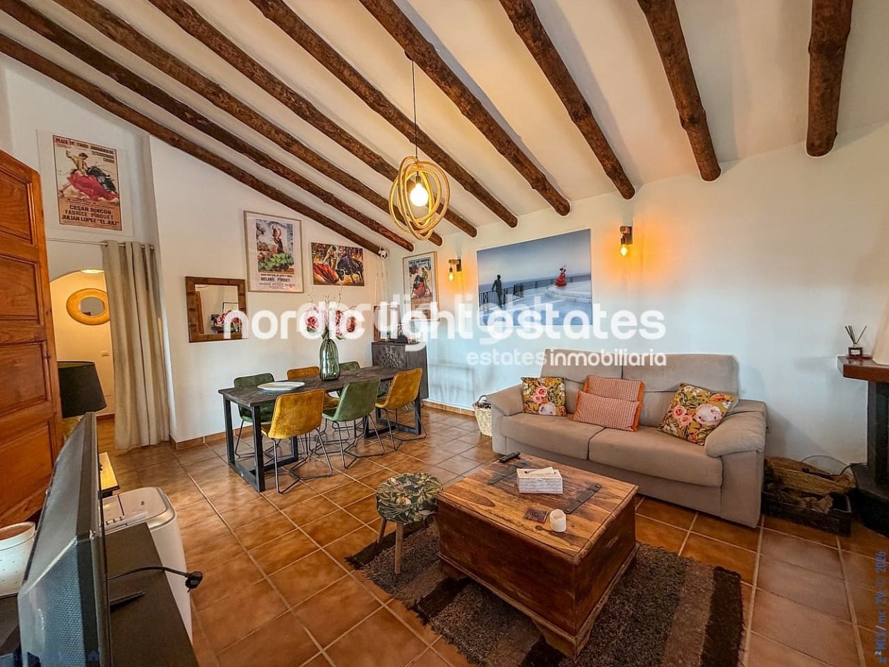 2 chambre Finca/Maison de Campagne à vendre à Torrox avec piscine - 375 000 € (Ref: 9827606)
