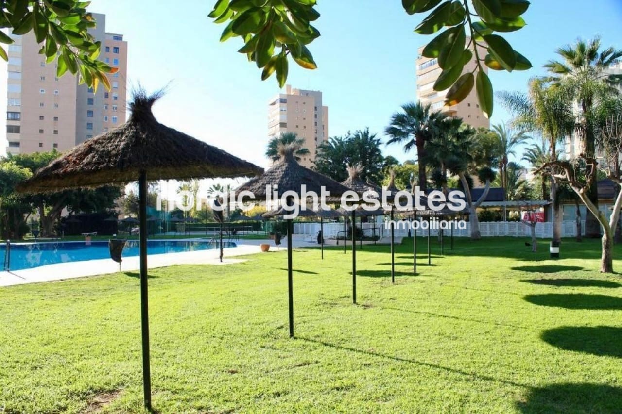 4 bedroom Flat for sale in Torremolinos with pool garage - € 590,000 (Ref: 9827704)
