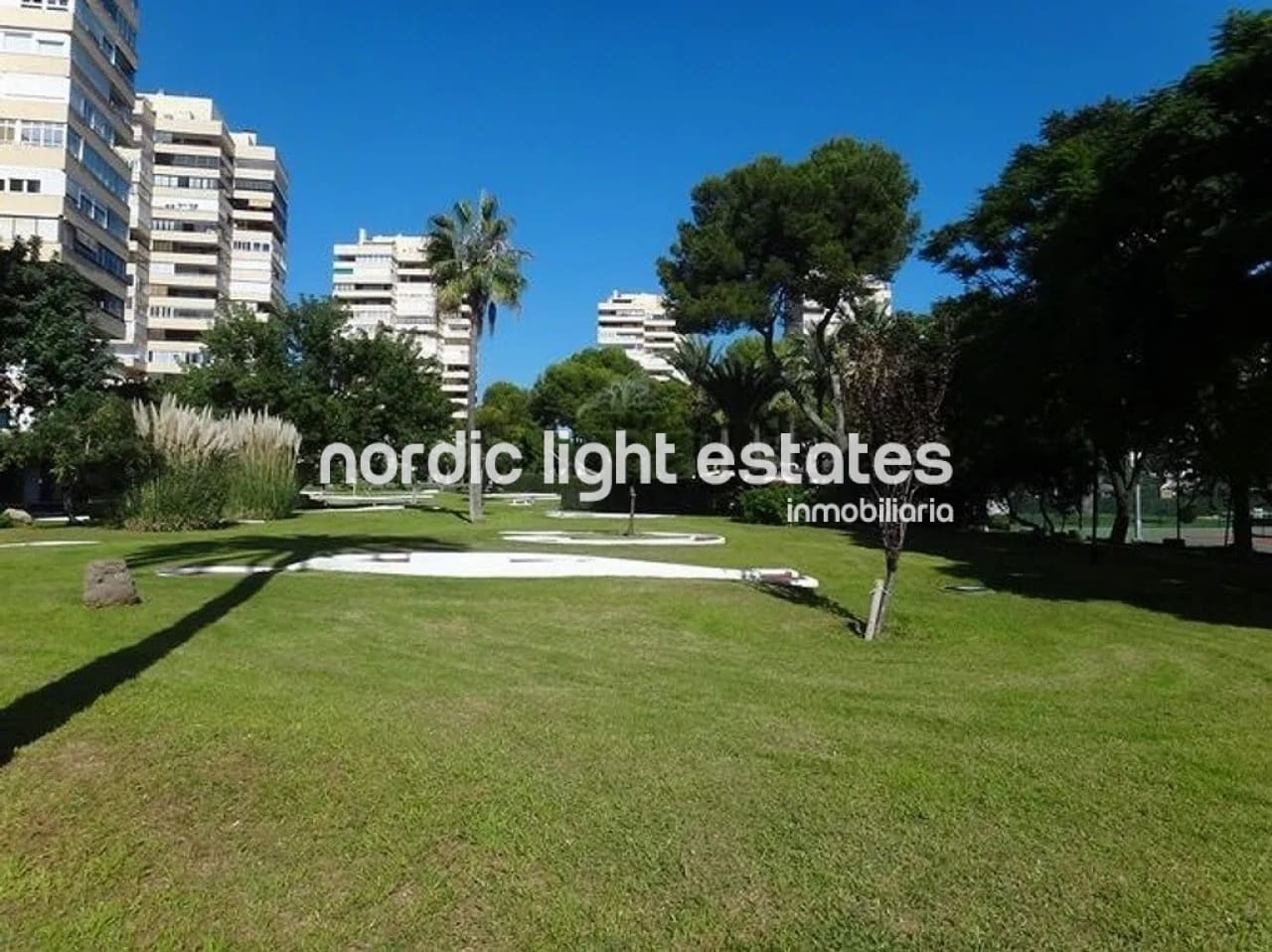4 bedroom Flat for sale in Torremolinos with pool garage - € 590,000 (Ref: 9827704)