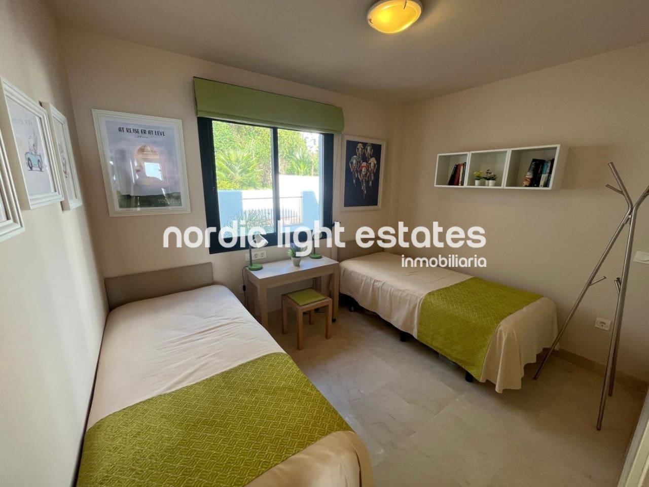 2 quarto Apartamento para venda em Torrox-Costa com piscina garagem - 415 000 € (Ref: 9829940)