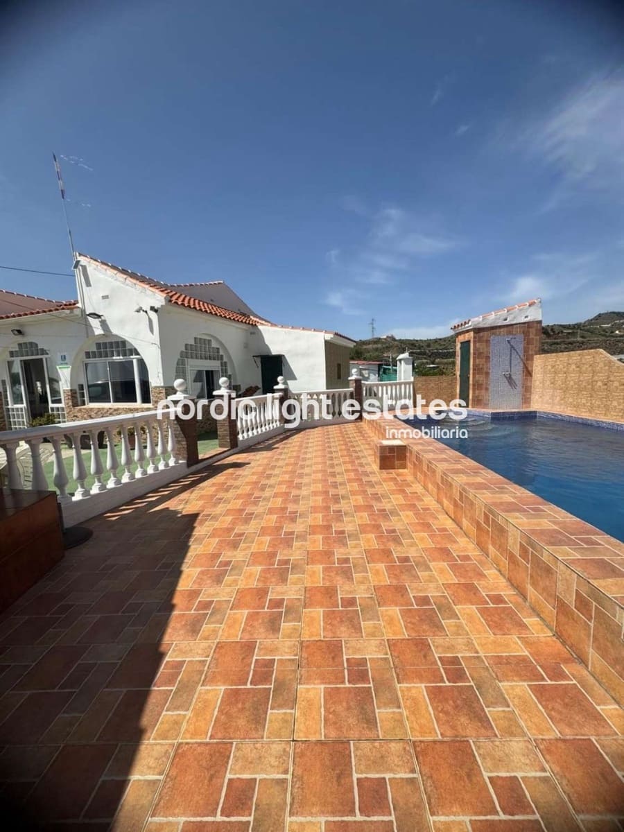 3 chambre Appartement à vendre à Lagos avec piscine garage - 578 000 € (Ref: 9830233)