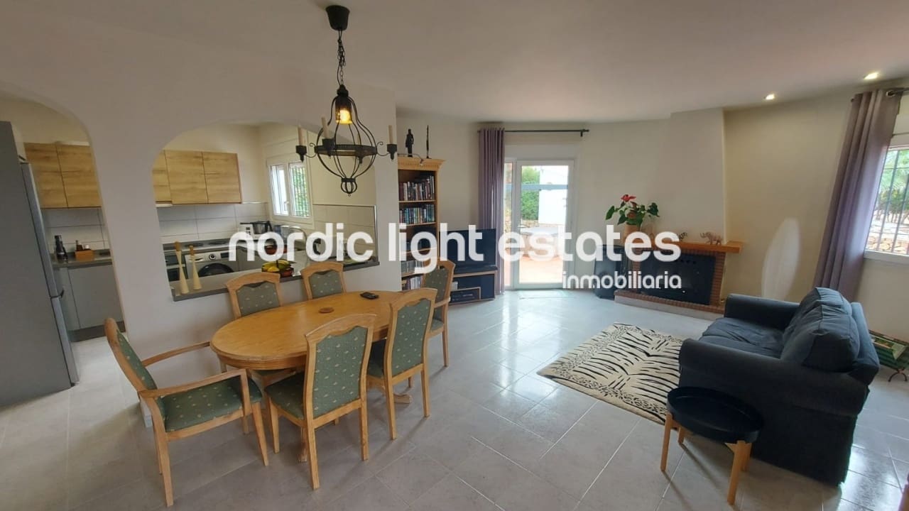 5 bedroom Finca/Country House for sale in Torrox with pool garage - € 670,000 (Ref: 9832363)