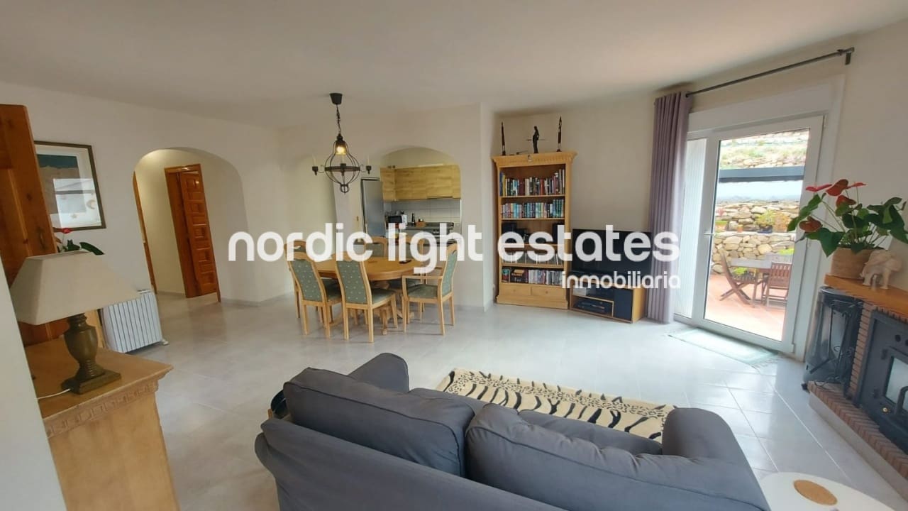 5 bedroom Finca/Country House for sale in Torrox with pool garage - € 670,000 (Ref: 9832363)