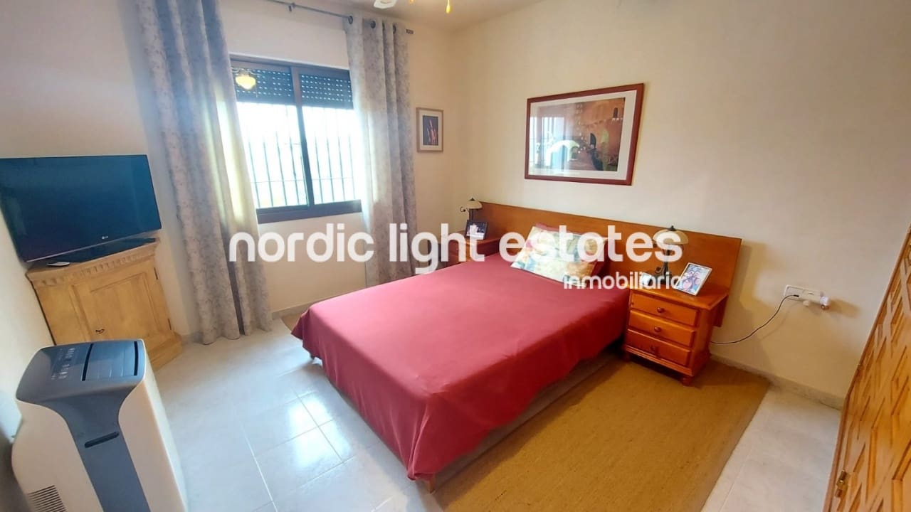 5 bedroom Finca/Country House for sale in Torrox with pool garage - € 670,000 (Ref: 9832363)