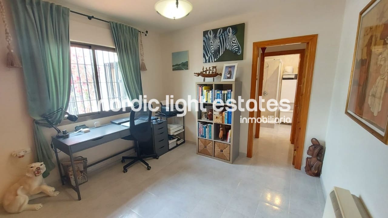 5 bedroom Finca/Country House for sale in Torrox with pool garage - € 670,000 (Ref: 9832363)