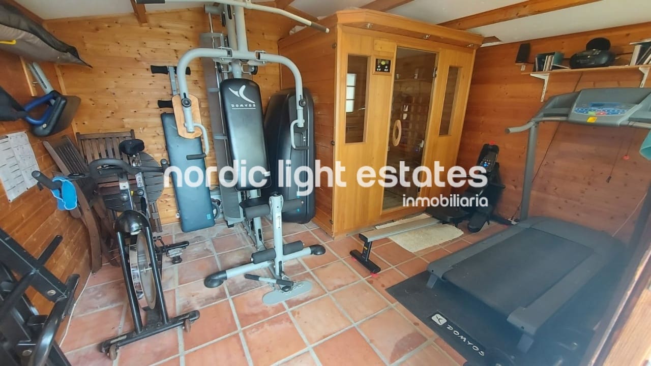 5 bedroom Finca/Country House for sale in Torrox with pool garage - € 670,000 (Ref: 9832363)