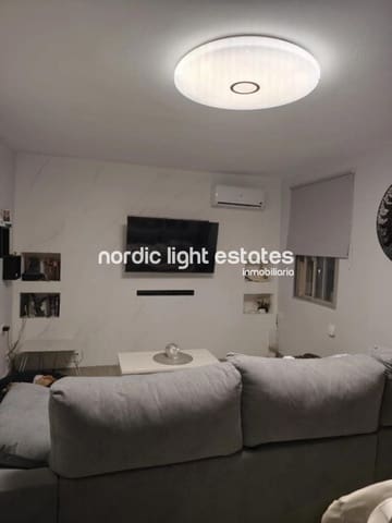 2 slaapkamer Appartement te koop in Málaga stad - € 250.000 (Ref: 9834614)