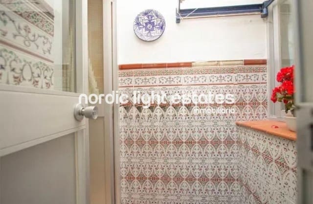 3 sypialnia Dom blizniak na sprzedaż w Nerja - 336 000 € (Ref: 9844046)