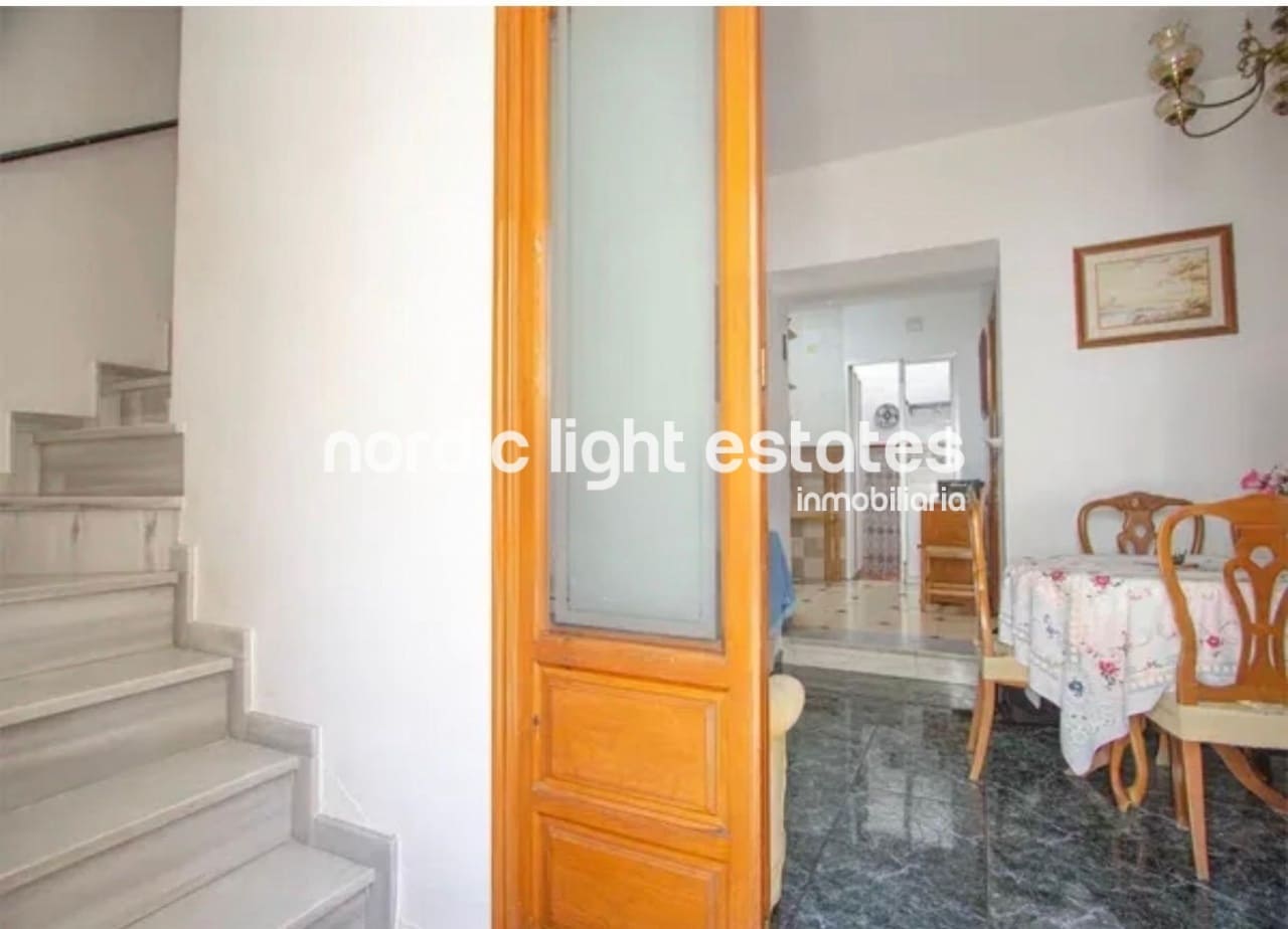 3 sypialnia Dom blizniak na sprzedaż w Nerja - 336 000 € (Ref: 9844046)