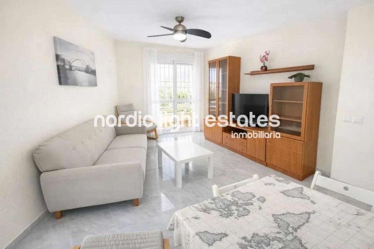 1 quarto Apartamento para venda em Torrox-Costa com piscina garagem - 220 000 € (Ref: 9844318)