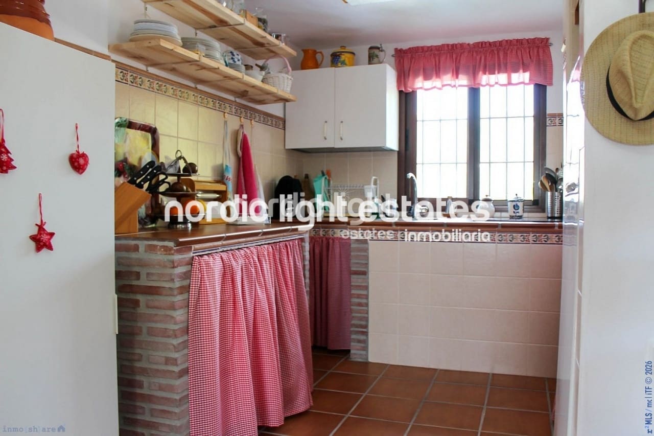 3 bedroom Finca/Country House for sale in Torrox with pool garage - € 329,900 (Ref: 9844320)