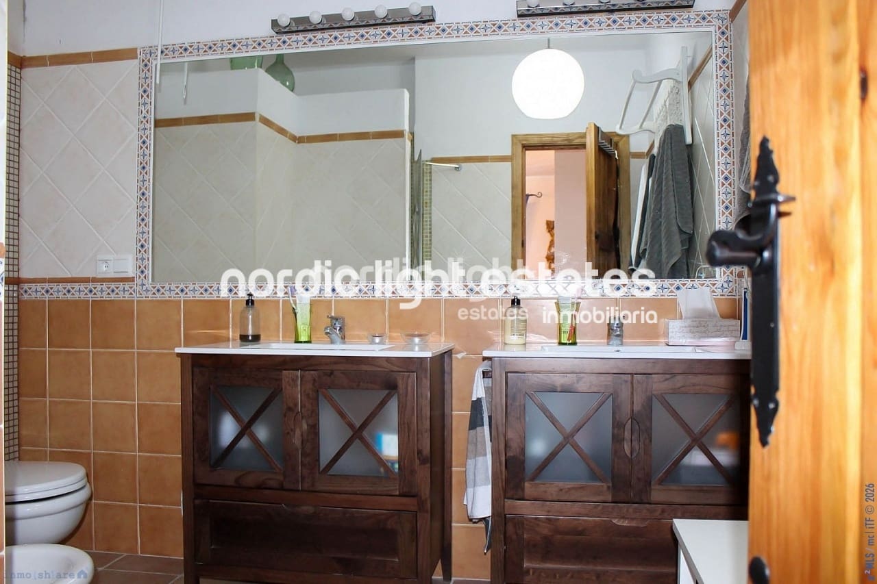 3 bedroom Finca/Country House for sale in Torrox with pool garage - € 329,900 (Ref: 9844320)