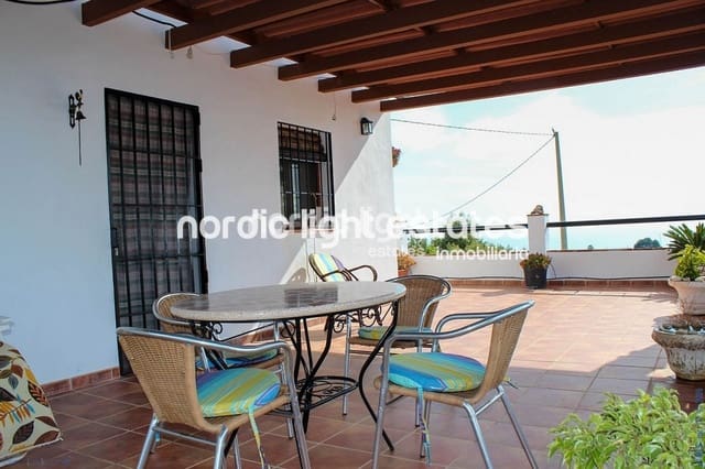 3 soveværelse Finca/Landehus til salg i Torrox med swimmingpool garage - € 329.900 (Ref: 9844320)
