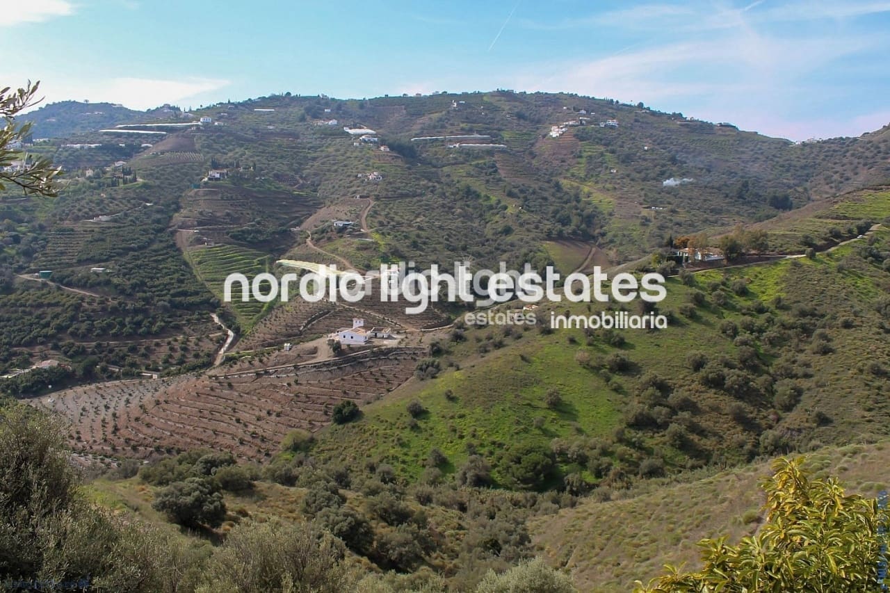 3 bedroom Finca/Country House for sale in Torrox with pool garage - € 329,900 (Ref: 9844320)