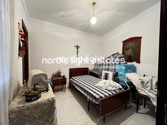 5 soverom Kjedet enebolig til salgs i Algarrobo - € 249 900 (Ref: 9847765)