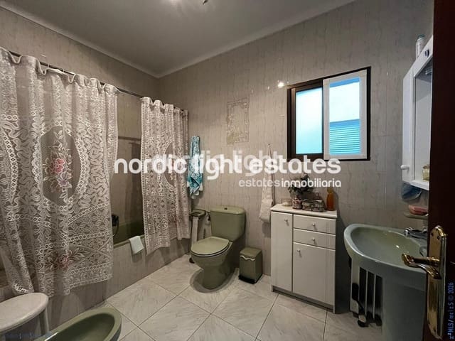 5 soverom Kjedet enebolig til salgs i Algarrobo - € 249 900 (Ref: 9847765)