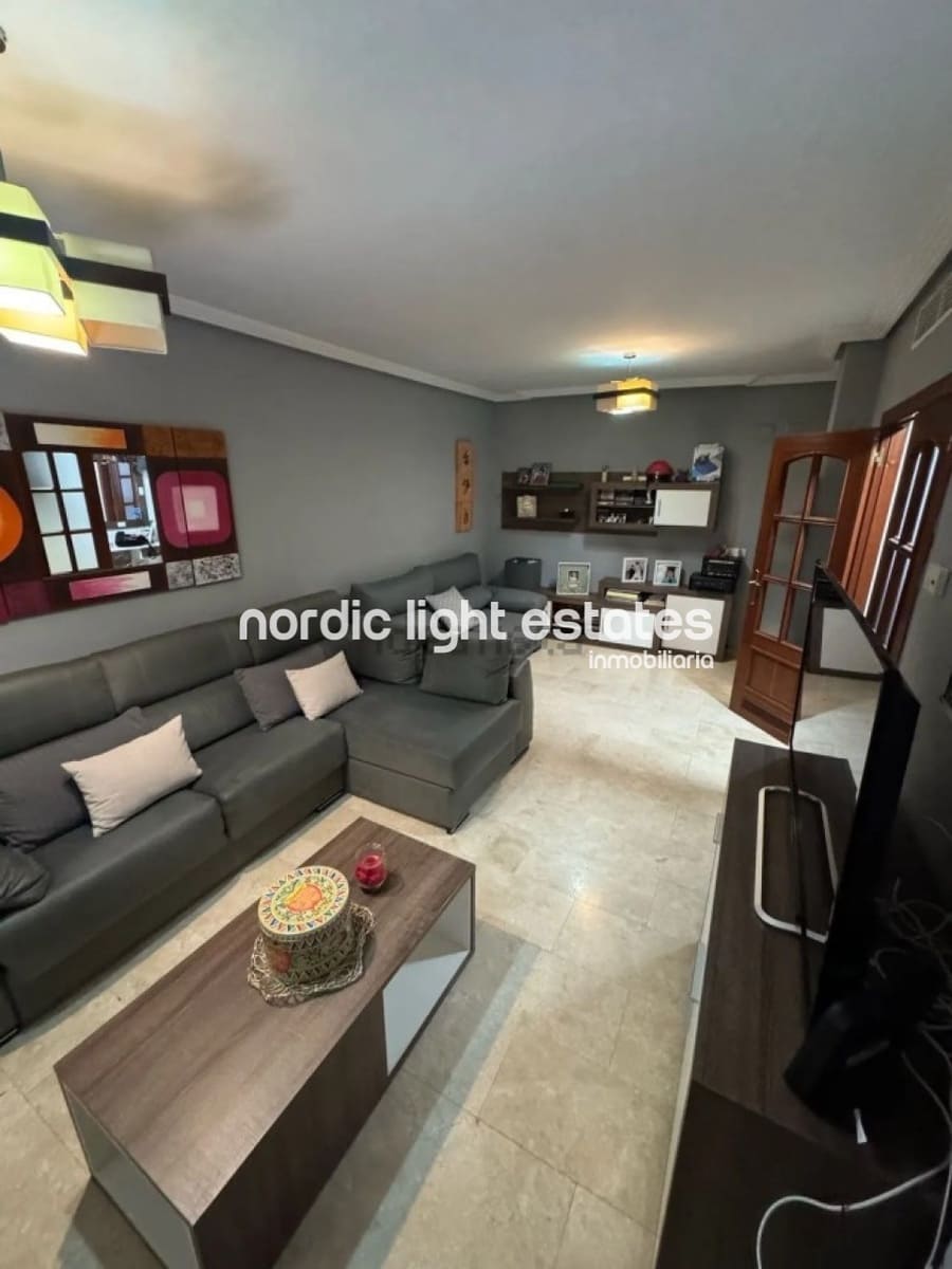 3 sypialnia Dom blizniak na sprzedaż w Miasto Malaga - 540 000 € (Ref: 9848185)