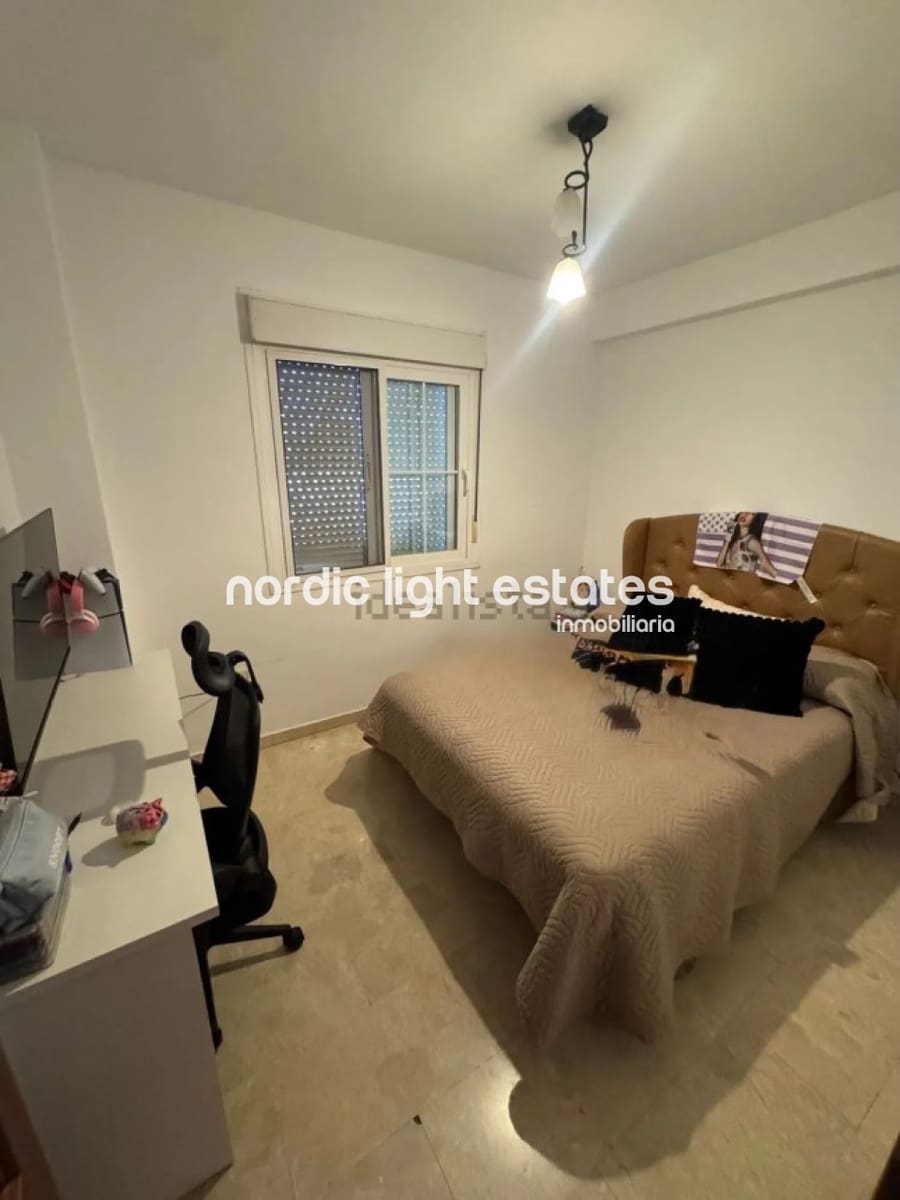 3 sypialnia Dom blizniak na sprzedaż w Miasto Malaga - 540 000 € (Ref: 9848185)