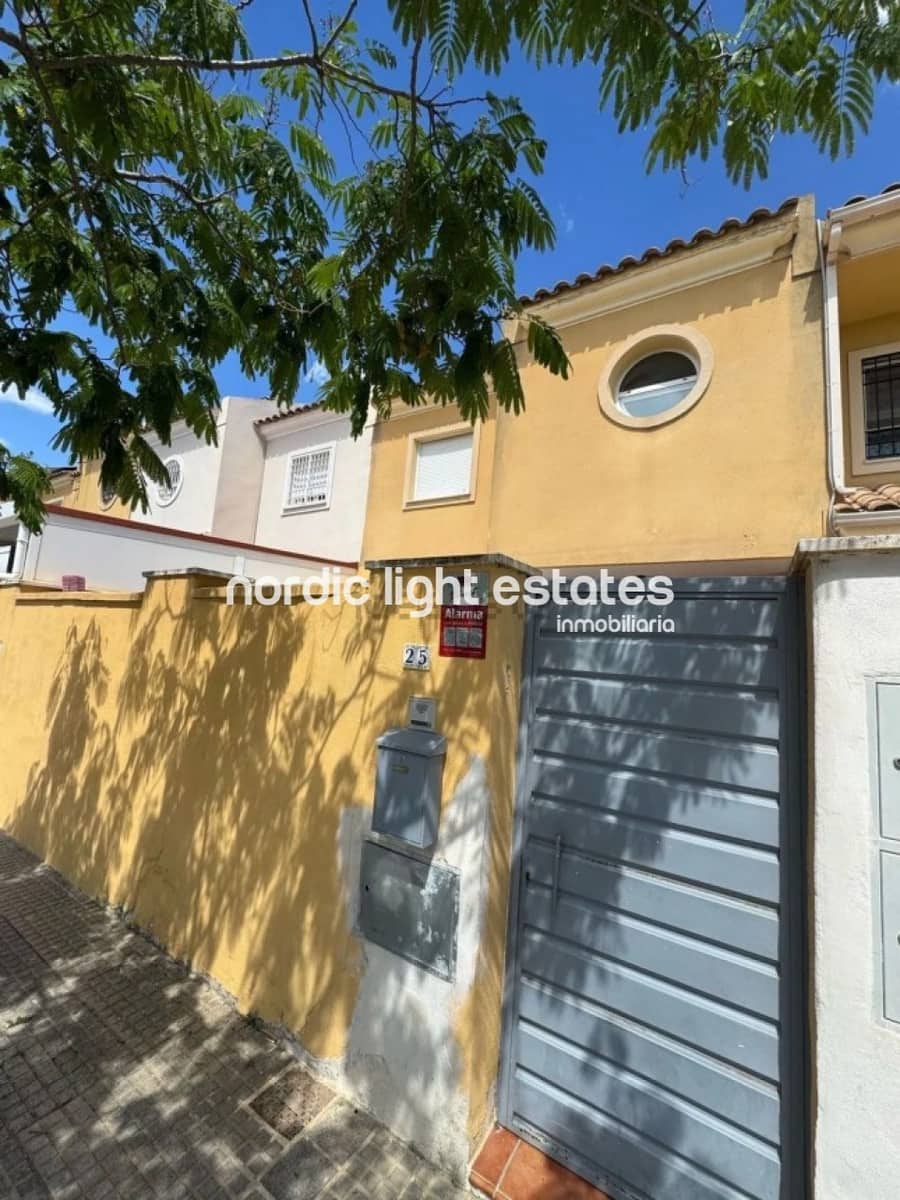 3 sypialnia Dom blizniak na sprzedaż w Miasto Malaga - 540 000 € (Ref: 9848185)
