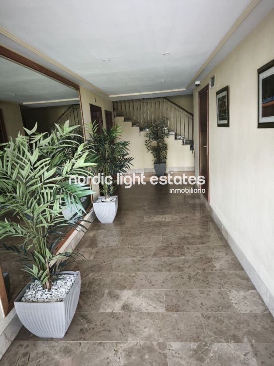 3 soverom Leilighet til salgs i Malaga by med svømmebasseng garasje - € 400 000 (Ref: 9850197)