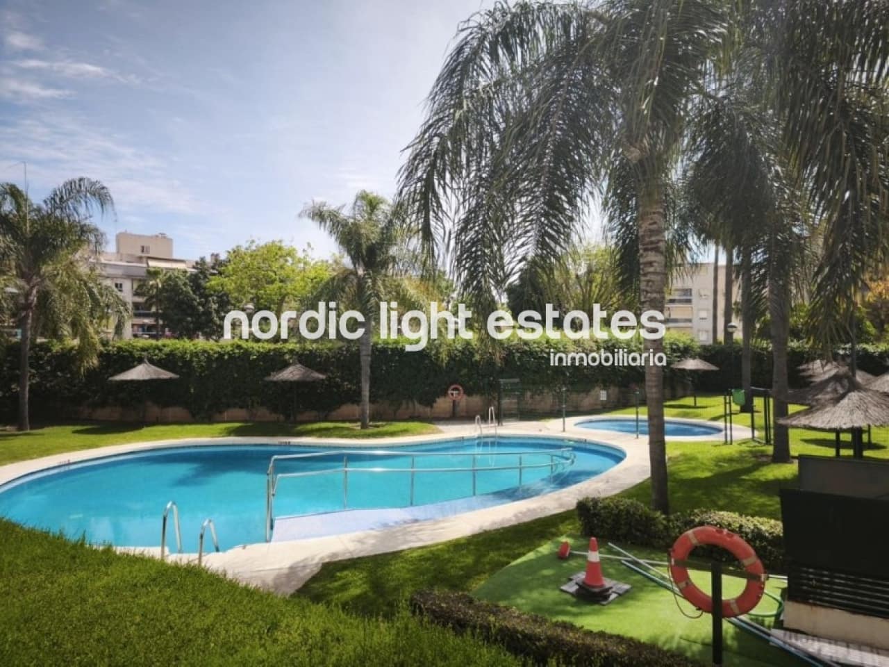3 soverom Leilighet til salgs i Malaga by med svømmebasseng garasje - € 400 000 (Ref: 9850197)