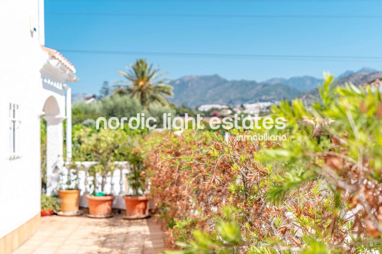 3 camera da letto Villa in vendita in Nerja con piscina garage - 695.000 € (Rif: 9854309)
