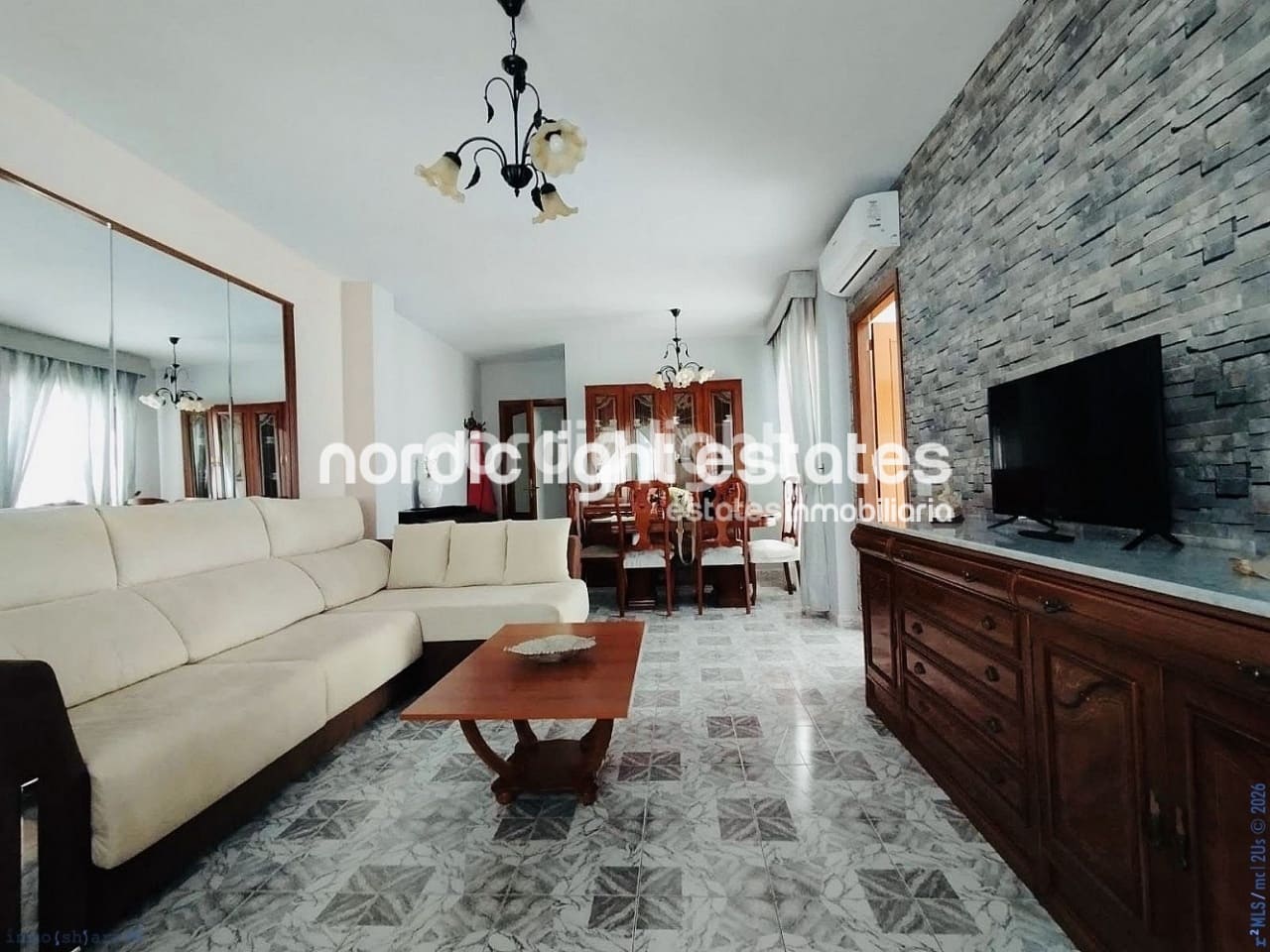 3 slaapkamer Flat te koop in Nerja - € 349.000 (Ref: 9858321)