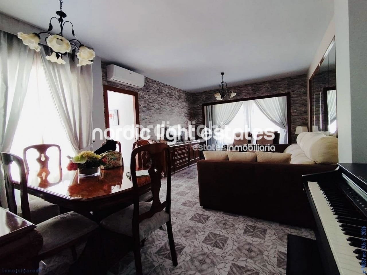3 slaapkamer Flat te koop in Nerja - € 349.000 (Ref: 9858321)
