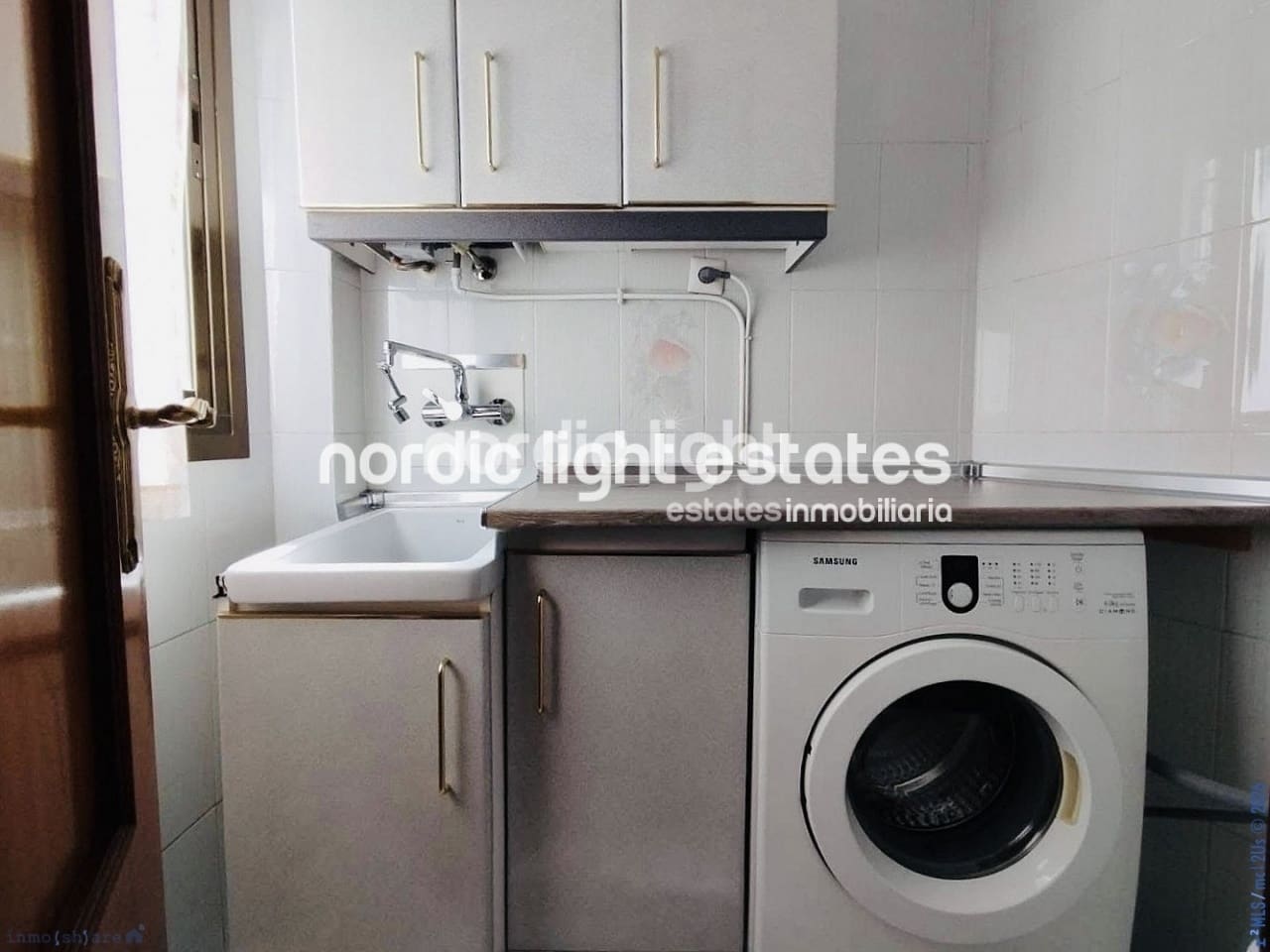 3 slaapkamer Flat te koop in Nerja - € 349.000 (Ref: 9858321)