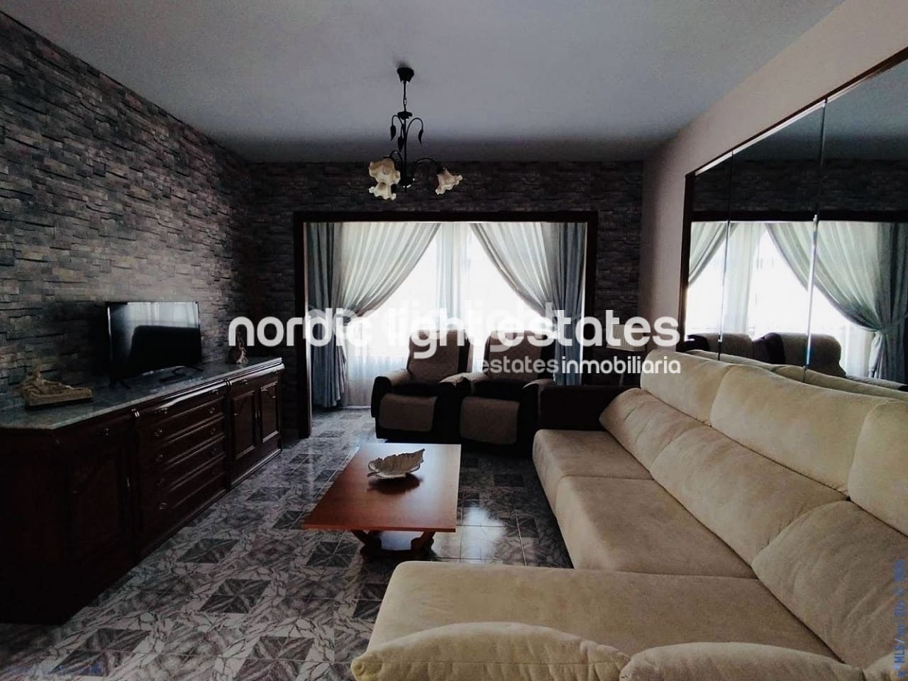 3 slaapkamer Flat te koop in Nerja - € 349.000 (Ref: 9858321)