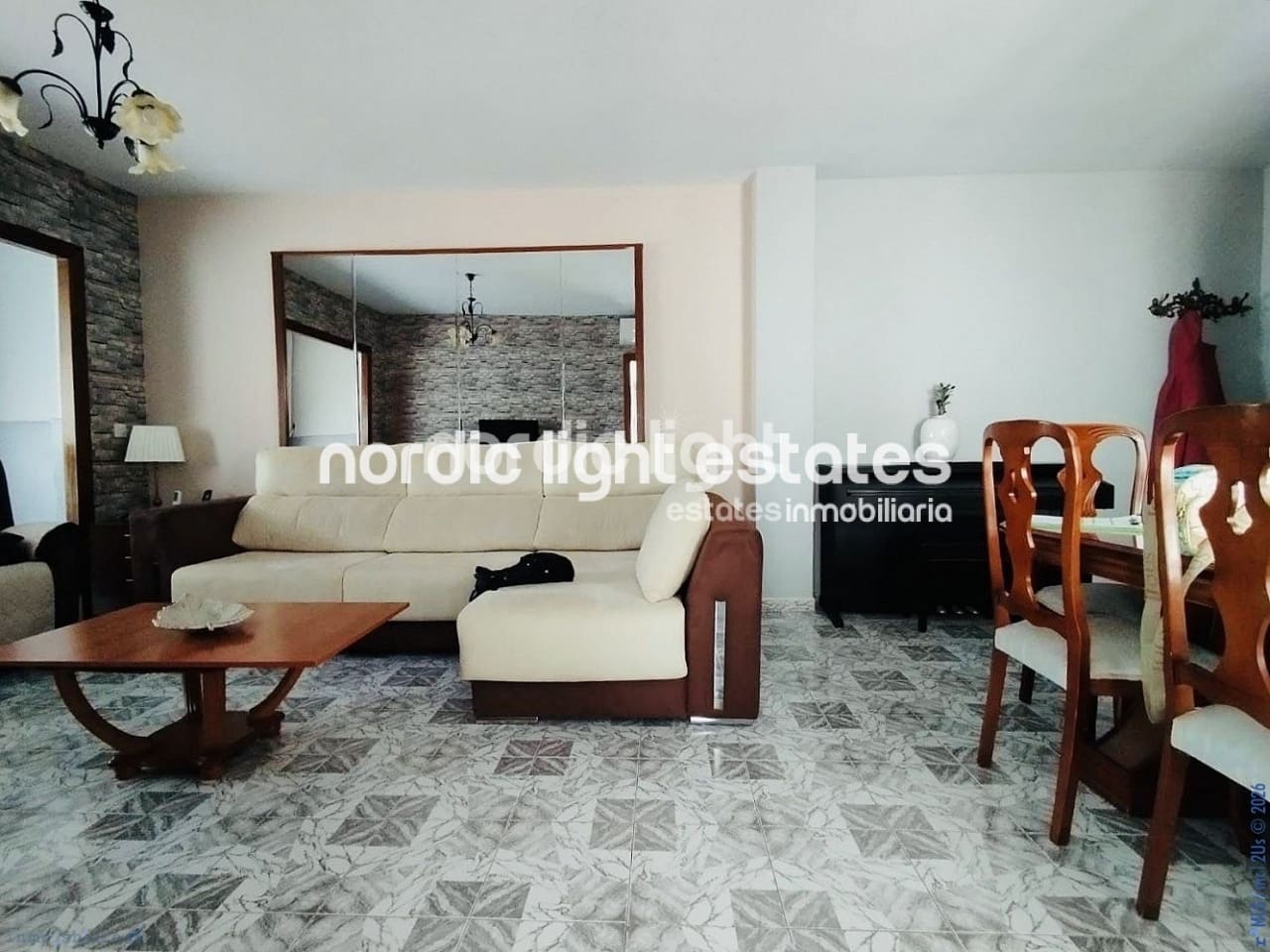 3 slaapkamer Flat te koop in Nerja - € 349.000 (Ref: 9858321)