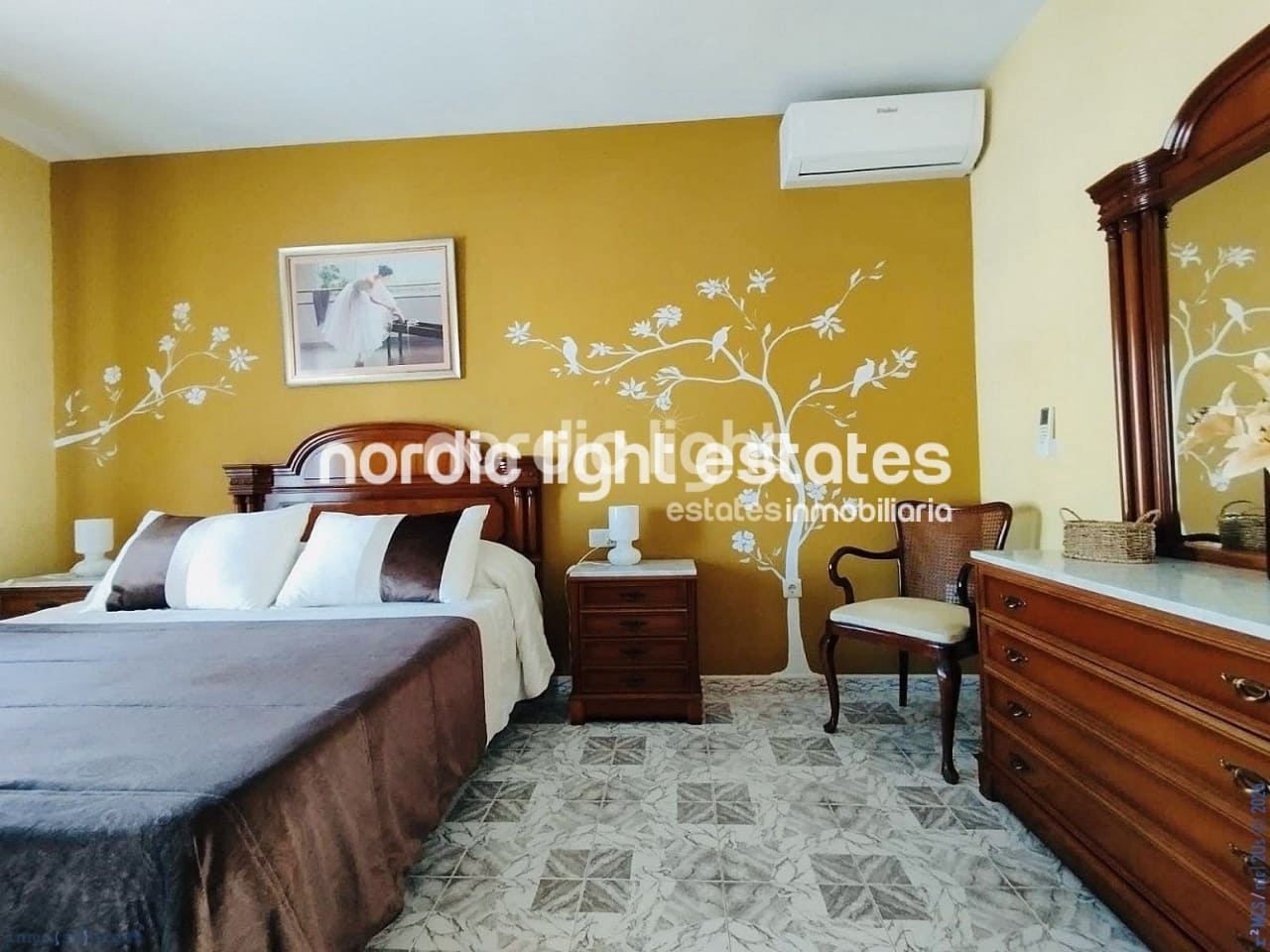 3 slaapkamer Flat te koop in Nerja - € 349.000 (Ref: 9858321)
