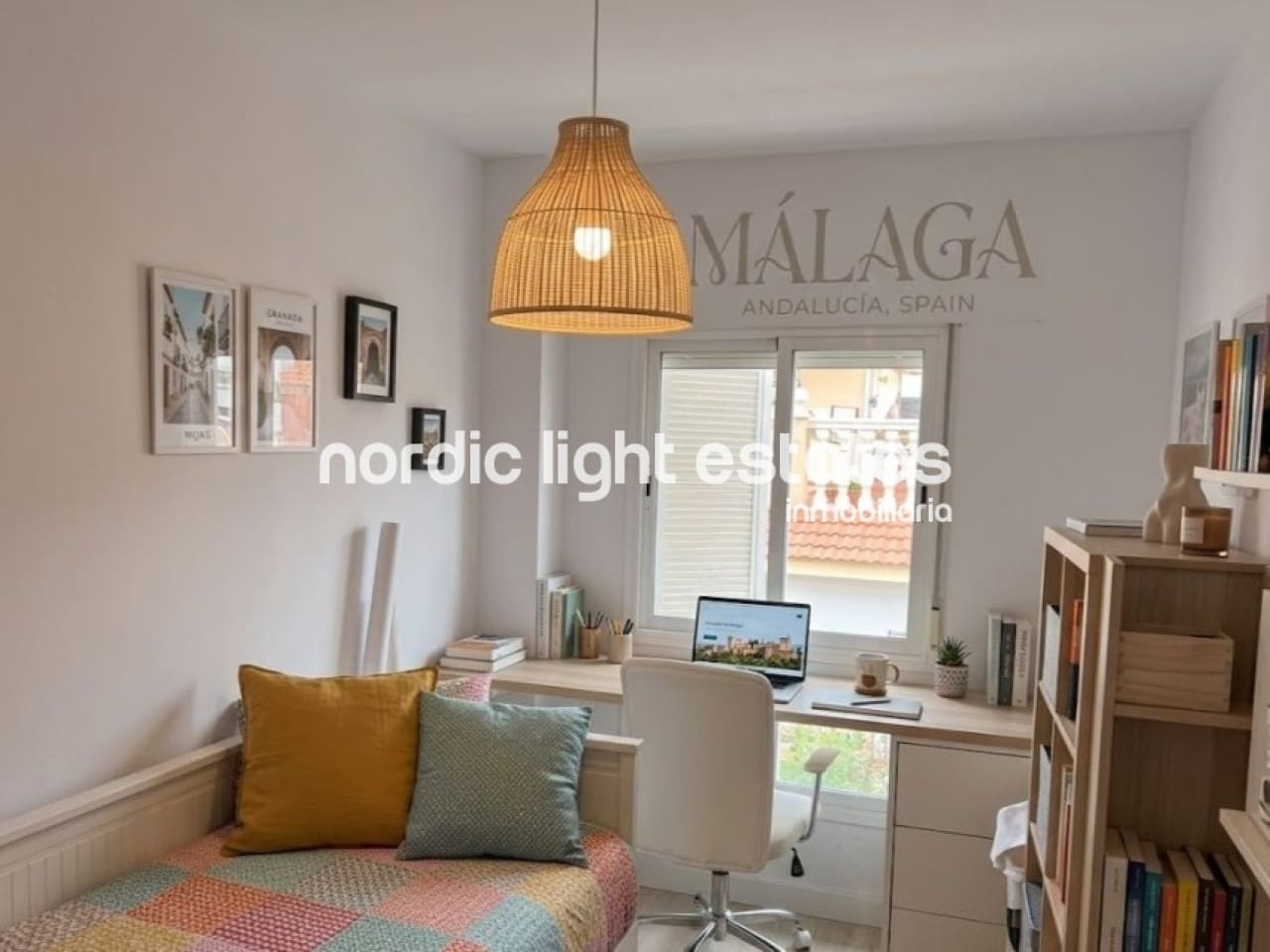 3 sypialnia Dom blizniak na sprzedaż w Miasto Malaga z garażem - 750 000 € (Ref: 9874312)