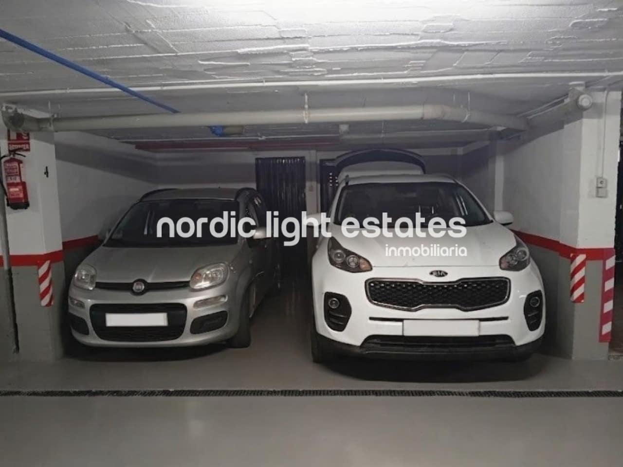 3 sypialnia Dom blizniak na sprzedaż w Miasto Malaga z garażem - 750 000 € (Ref: 9874312)