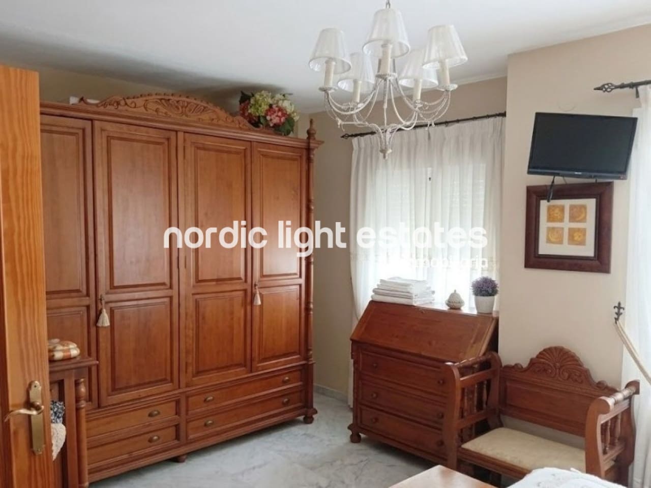 3 sypialnia Dom blizniak na sprzedaż w Miasto Malaga z garażem - 750 000 € (Ref: 9874312)