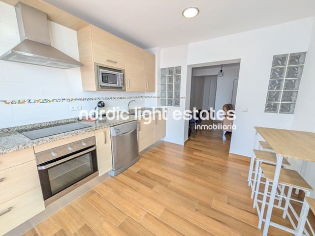 2 soveværelse Lejlighed til leje i Nerja - € 1.200 (Ref: 9877012)
