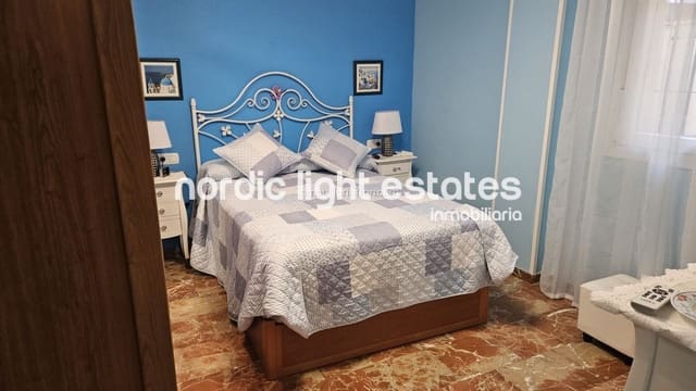 1 makuuhuone Huoneisto myytävänä paikassa Torrox-Costa, Torrox mukana uima-altaan - 185 000 € (Ref: 9879580)