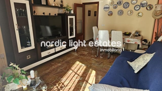1 makuuhuone Huoneisto myytävänä paikassa Torrox-Costa, Torrox mukana uima-altaan - 185 000 € (Ref: 9879580)