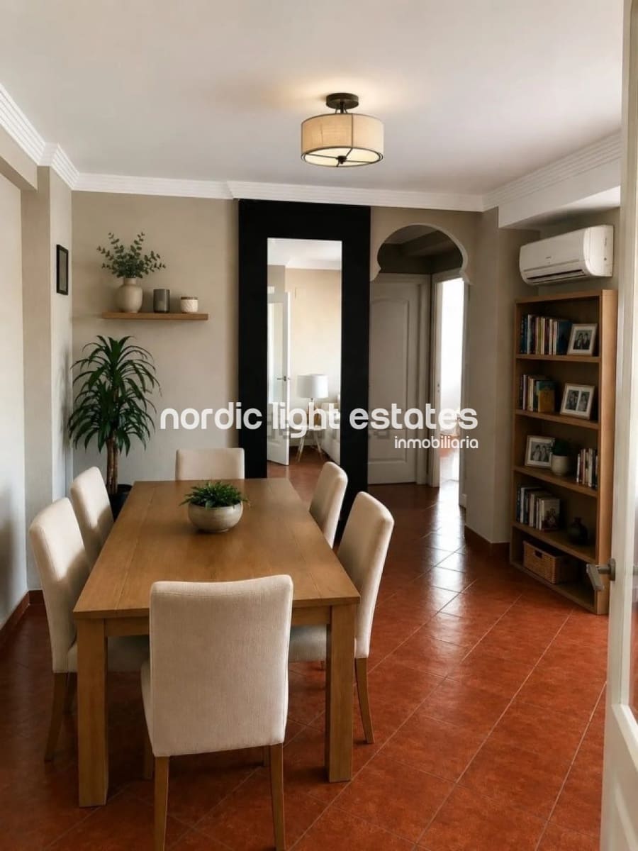 3 sovrum Lägenhet till salu i Malaga stad - 389 000 € (Ref: 9879921)