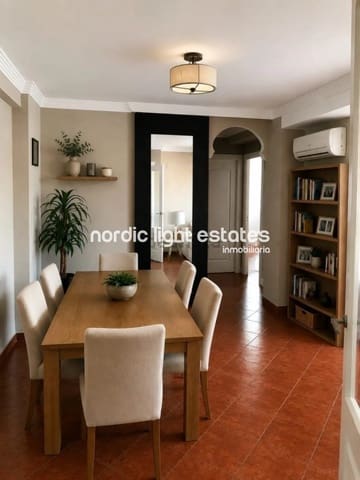 3 sovrum Lägenhet till salu i Málaga stad - 389 000 € (Ref: 9879921)
