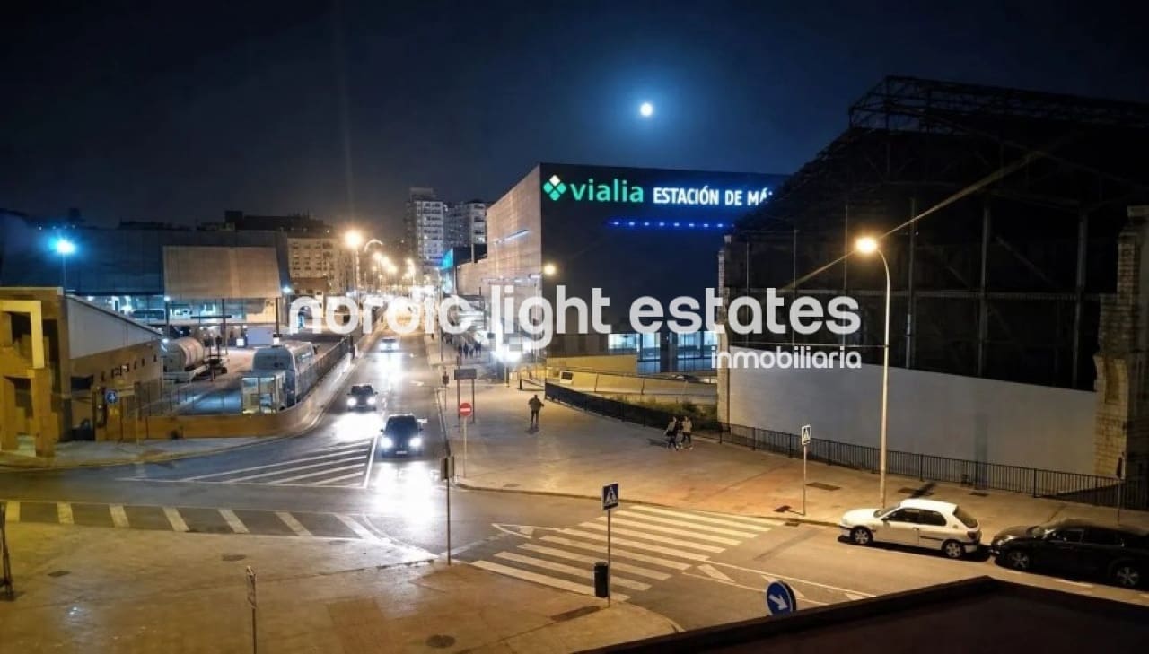 3 sovrum Lägenhet till salu i Malaga stad - 389 000 € (Ref: 9879921)