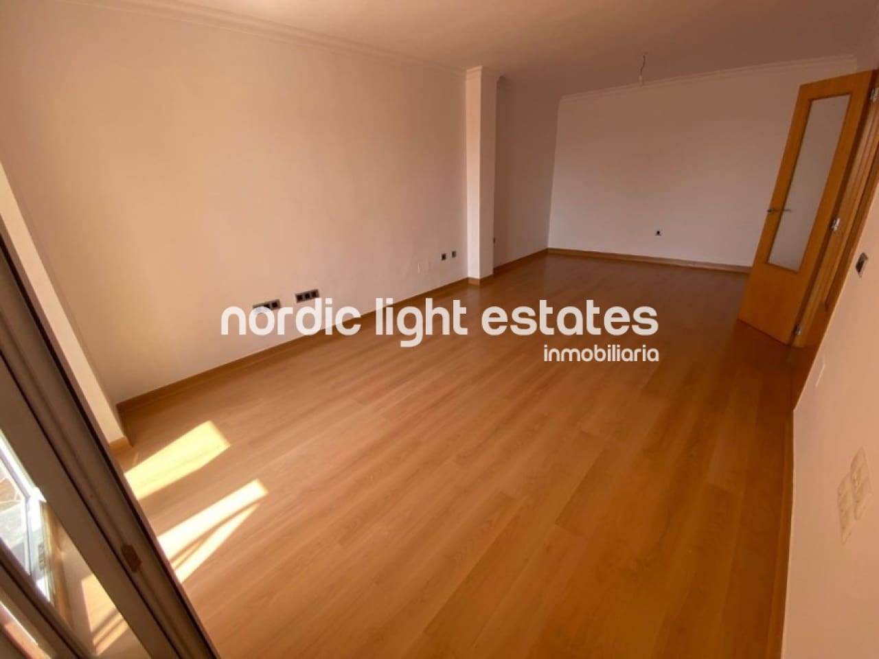 4 chambre Penthouse à vendre à Velez-Malaga avec garage - 425 000 € (Ref: 9889326)