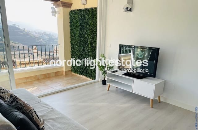 3 bedroom Flat for sale in Nerja with pool - € 389,000 (Ref: 9893113)