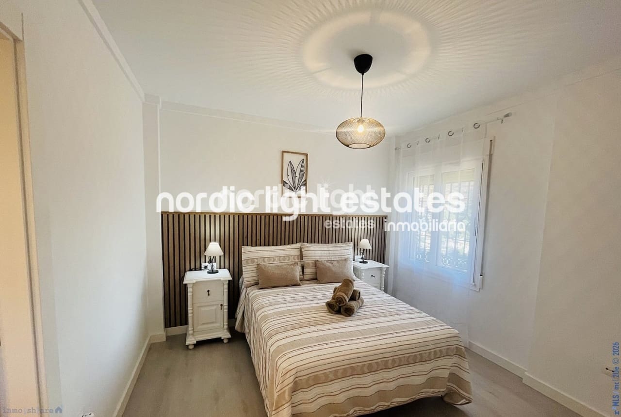3 sovrum Lägenhet till salu i Nerja med pool - 389 000 € (Ref: 9893113)