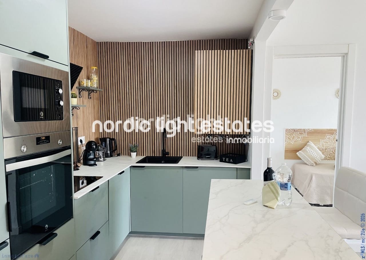 3 sovrum Lägenhet till salu i Nerja med pool - 389 000 € (Ref: 9893113)