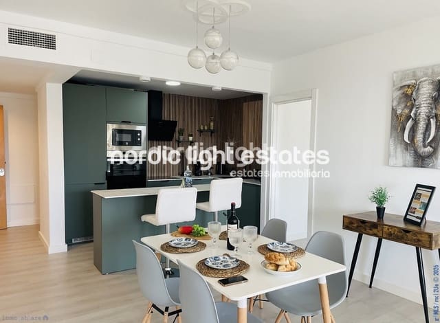 3 bedroom Flat for sale in Nerja with pool - € 389,000 (Ref: 9893113)