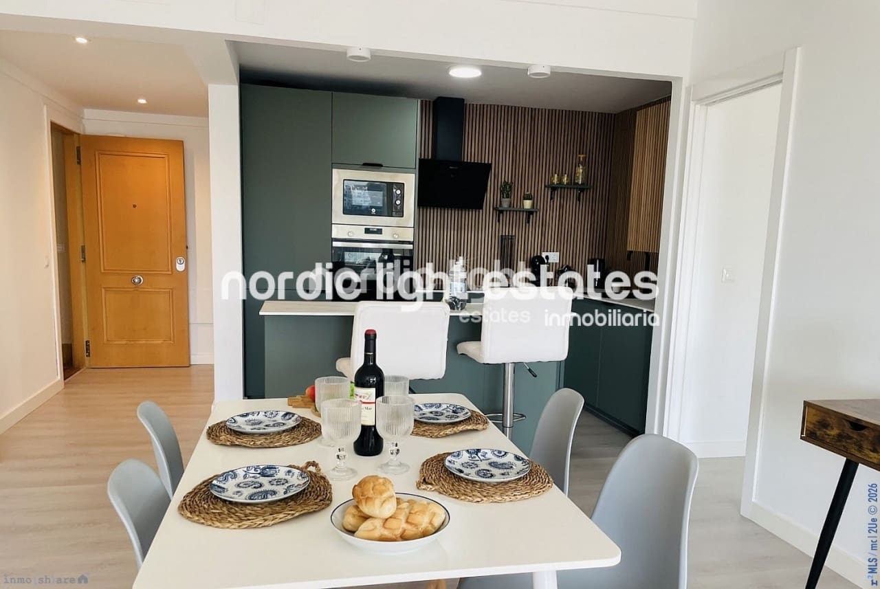 3 sovrum Lägenhet till salu i Nerja med pool - 389 000 € (Ref: 9893113)
